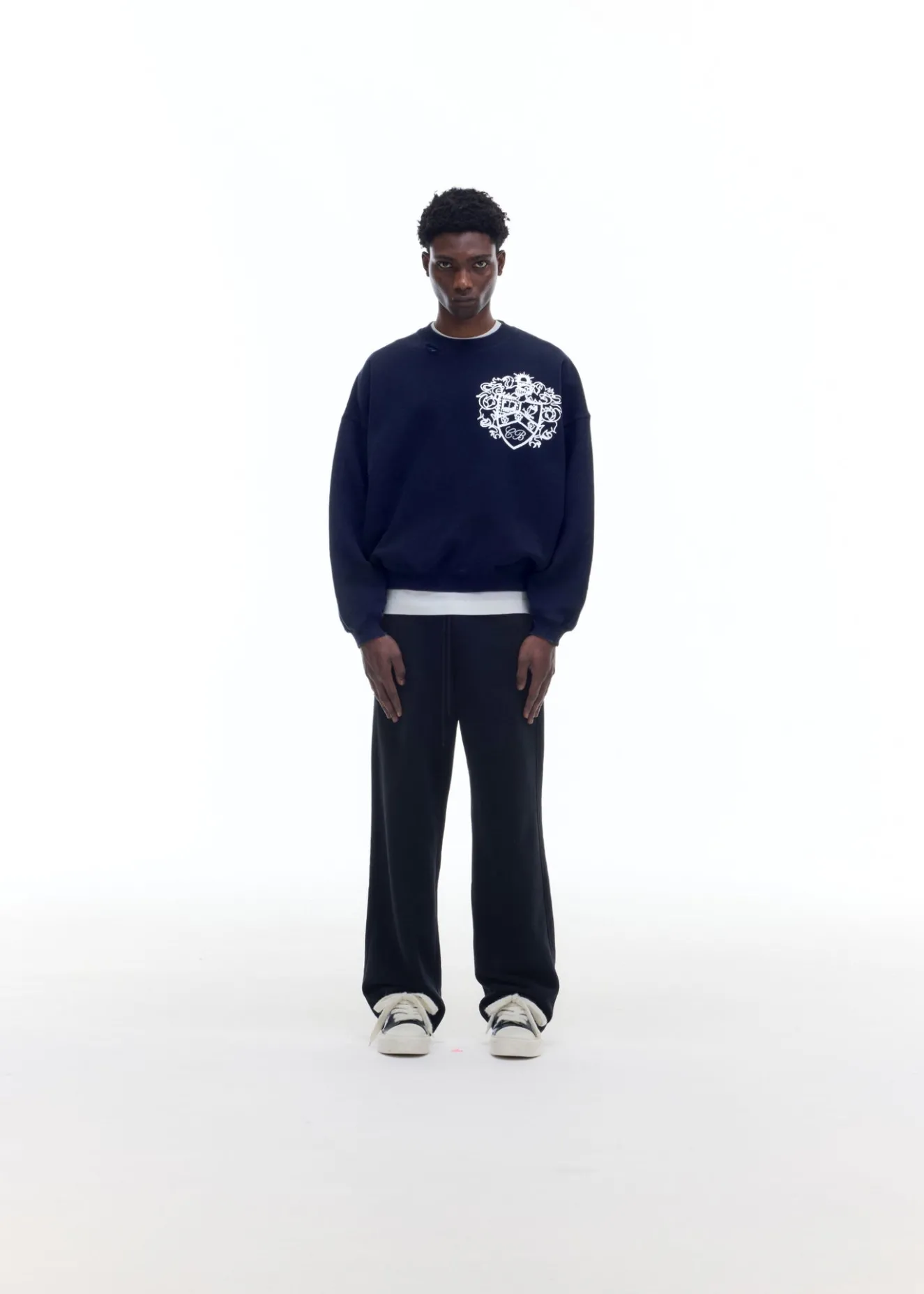 Sale DISTRESSED COLLEGIATE CREST SWEATSHIRT Sweatshirts