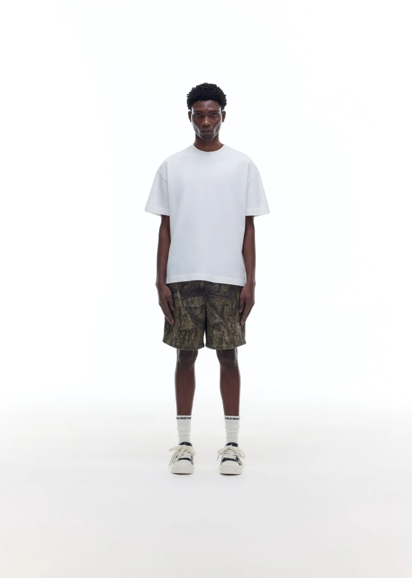 Online REAL TREE SHORTS Shorts